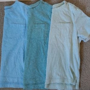 Old Navy 12M t-shirts